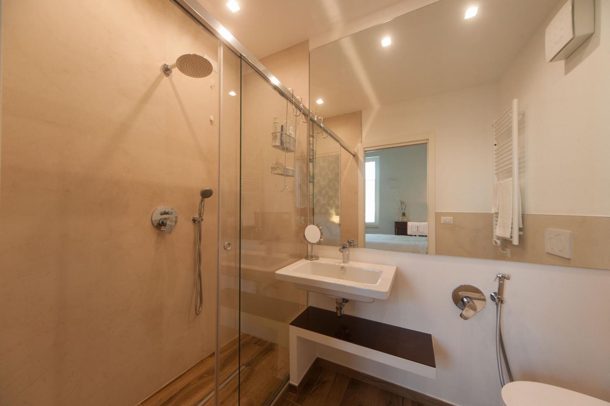 La Soffitta Covelli Bed and Breakfast Trani Εξωτερικό φωτογραφία